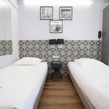 Wink Hotel 2*