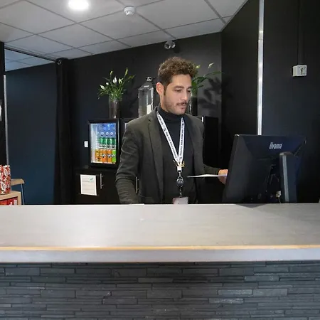 Wink Hotel Juvisy-sur-Orge