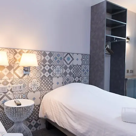 Hotel Wink